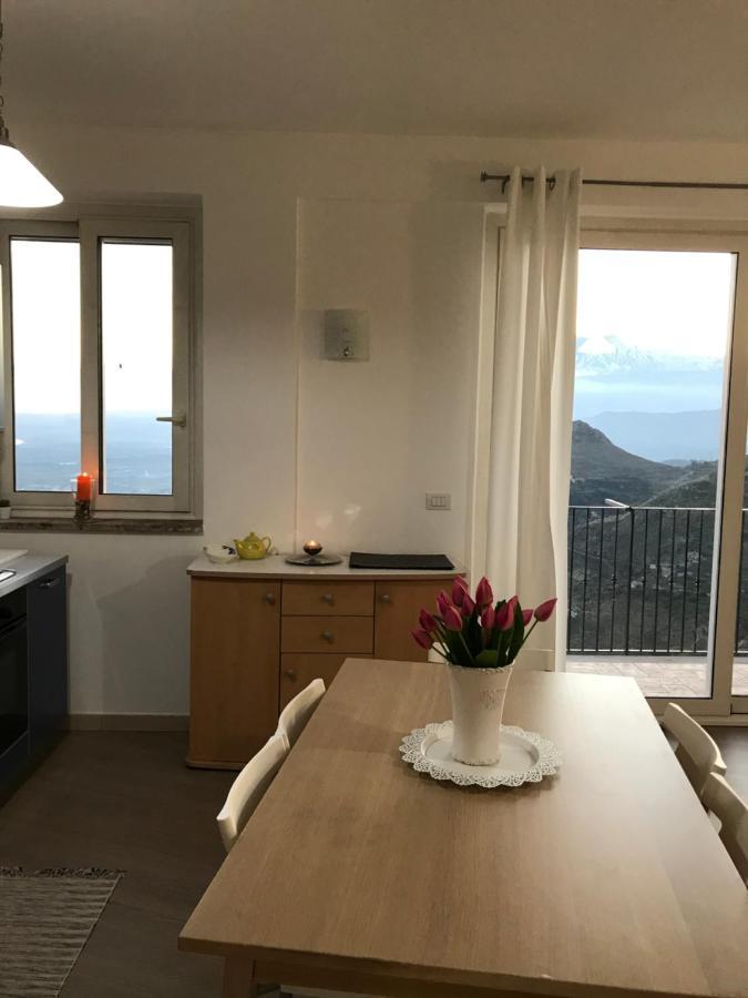 Apartamento Giorgiada Relax Castelmola Exterior foto